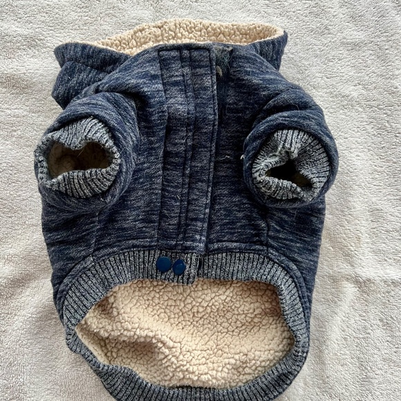 Canada Pooch Sherpa Lined Dog Jacket - Picture 3 of 3